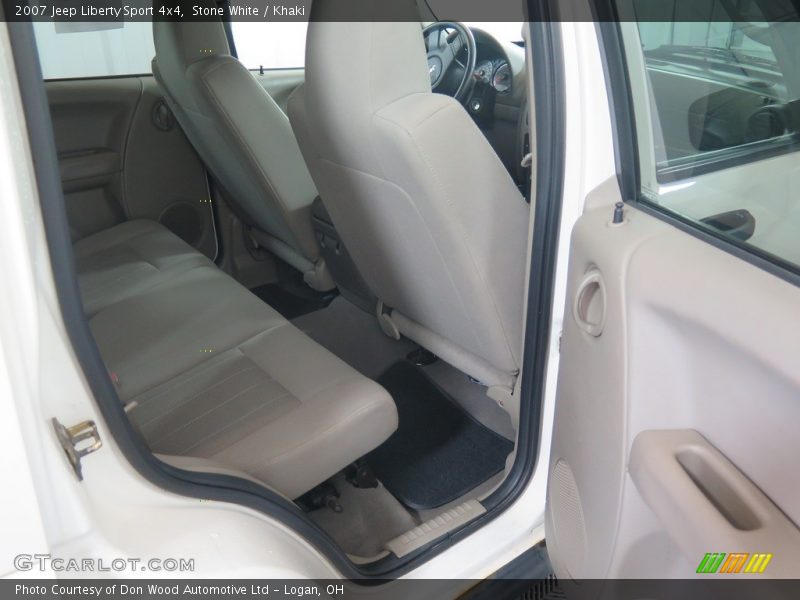 Stone White / Khaki 2007 Jeep Liberty Sport 4x4