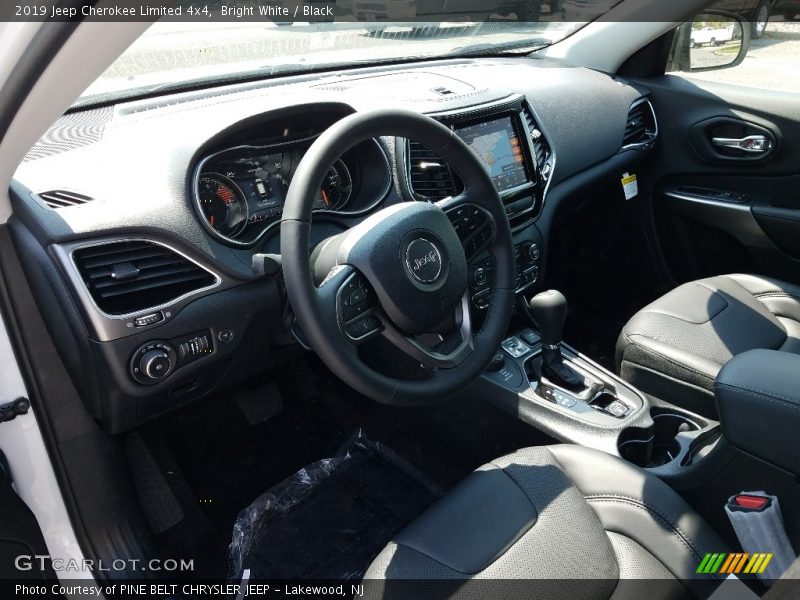 Bright White / Black 2019 Jeep Cherokee Limited 4x4