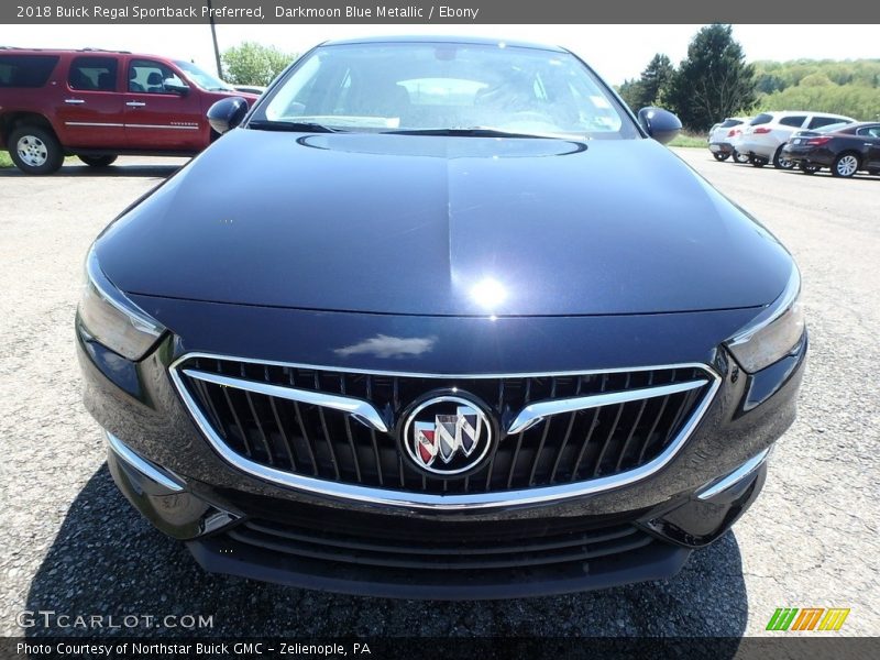 Darkmoon Blue Metallic / Ebony 2018 Buick Regal Sportback Preferred
