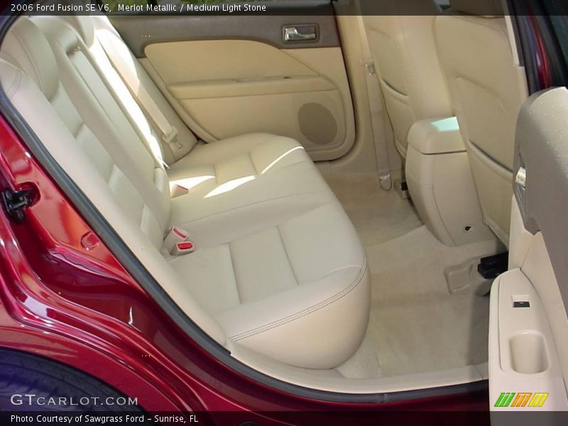 Merlot Metallic / Medium Light Stone 2006 Ford Fusion SE V6