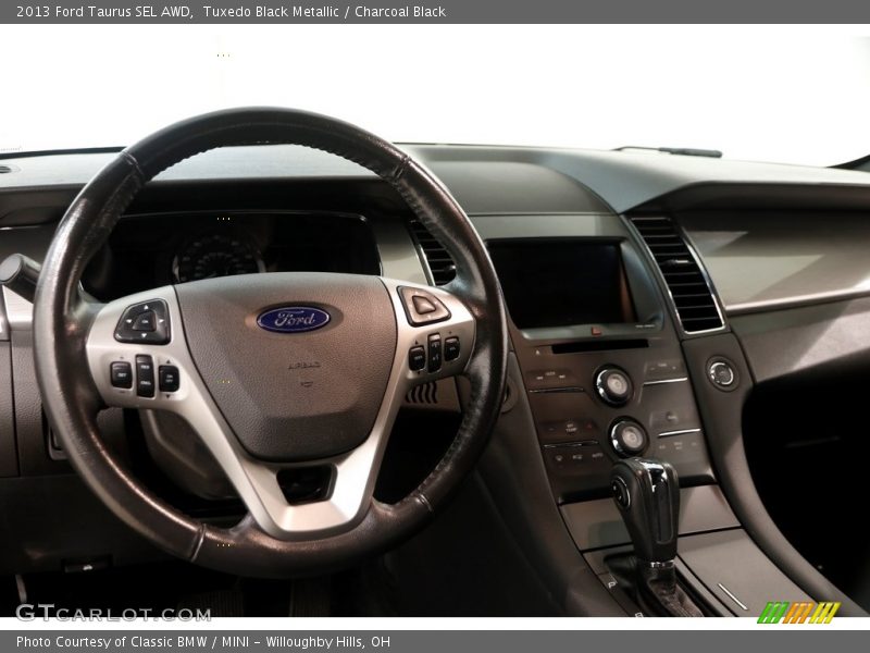 Tuxedo Black Metallic / Charcoal Black 2013 Ford Taurus SEL AWD