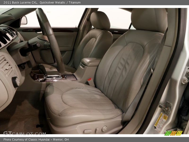 Quicksilver Metallic / Titanium 2011 Buick Lucerne CXL