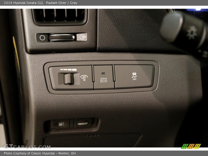 Radiant Silver / Gray 2014 Hyundai Sonata GLS