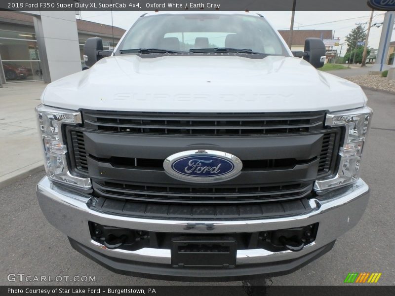 Oxford White / Earth Gray 2018 Ford F350 Super Duty XL SuperCab 4x4