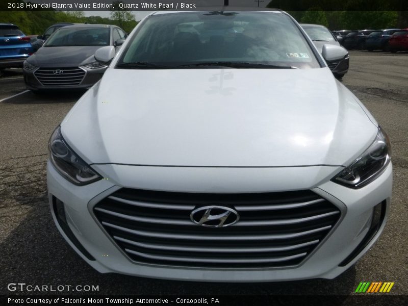 Quartz White Pearl / Black 2018 Hyundai Elantra Value Edition