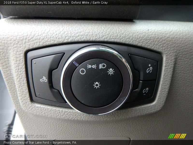 Oxford White / Earth Gray 2018 Ford F350 Super Duty XL SuperCab 4x4