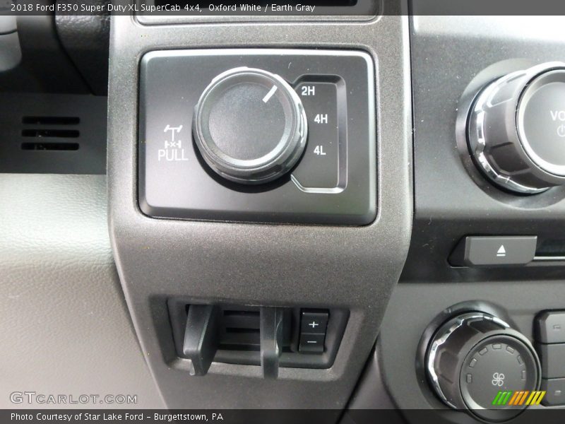 Oxford White / Earth Gray 2018 Ford F350 Super Duty XL SuperCab 4x4