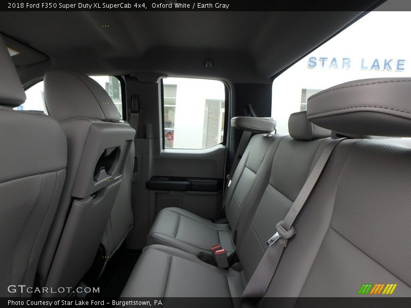 Oxford White / Earth Gray 2018 Ford F350 Super Duty XL SuperCab 4x4