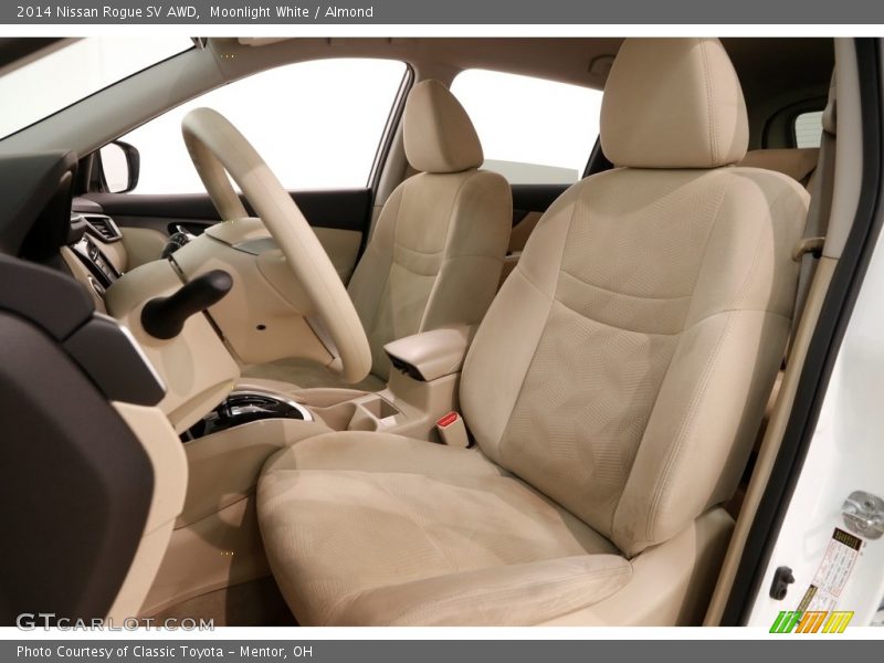 Moonlight White / Almond 2014 Nissan Rogue SV AWD