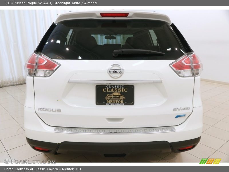 Moonlight White / Almond 2014 Nissan Rogue SV AWD