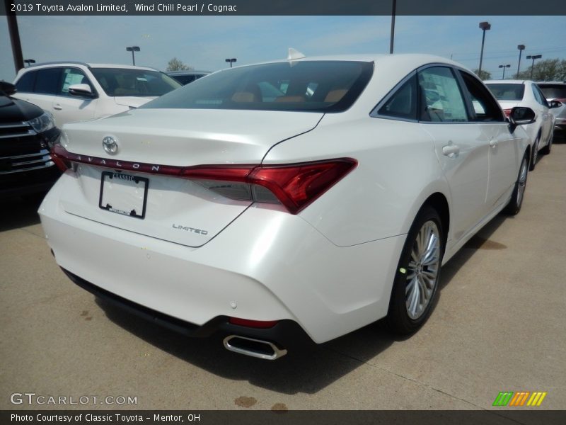 Wind Chill Pearl / Cognac 2019 Toyota Avalon Limited