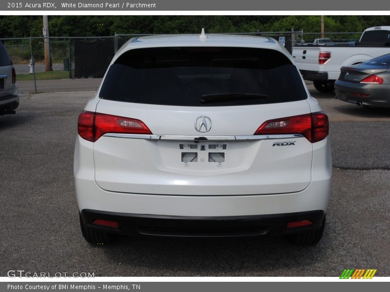 White Diamond Pearl / Parchment 2015 Acura RDX