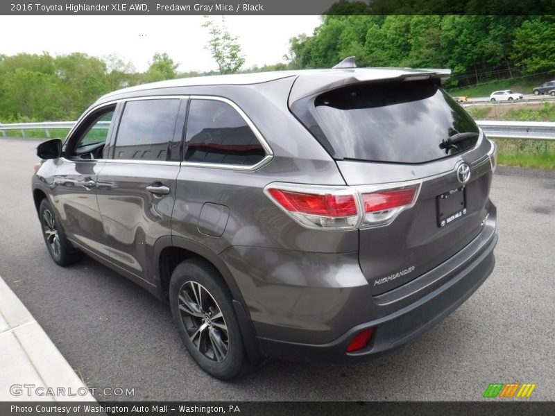 Predawn Gray Mica / Black 2016 Toyota Highlander XLE AWD