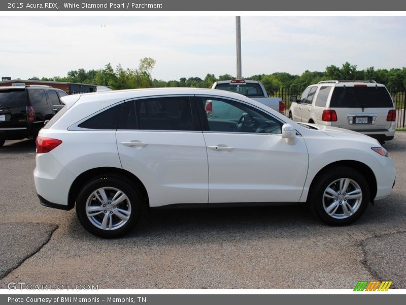 White Diamond Pearl / Parchment 2015 Acura RDX