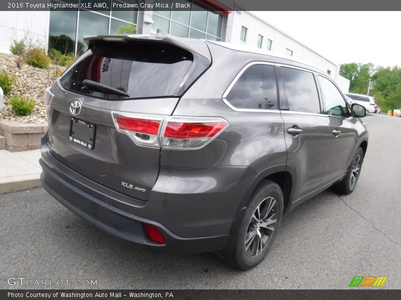 Predawn Gray Mica / Black 2016 Toyota Highlander XLE AWD