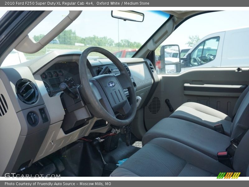 Oxford White / Medium Stone 2010 Ford F250 Super Duty XL Regular Cab 4x4