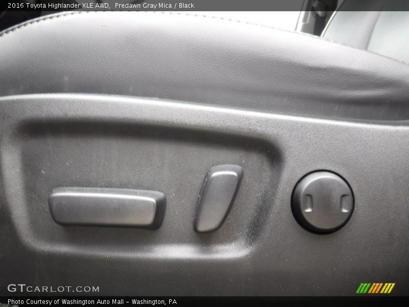 Predawn Gray Mica / Black 2016 Toyota Highlander XLE AWD
