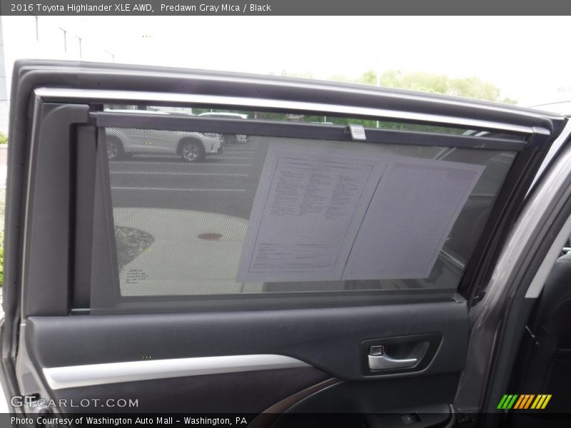 Predawn Gray Mica / Black 2016 Toyota Highlander XLE AWD
