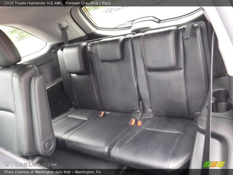 Predawn Gray Mica / Black 2016 Toyota Highlander XLE AWD