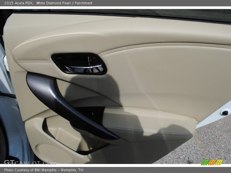 White Diamond Pearl / Parchment 2015 Acura RDX