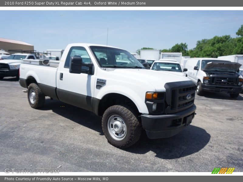 Oxford White / Medium Stone 2010 Ford F250 Super Duty XL Regular Cab 4x4