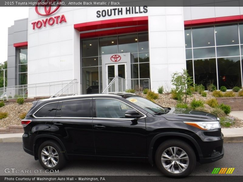 Attitude Black Metallic / Black 2015 Toyota Highlander XLE AWD