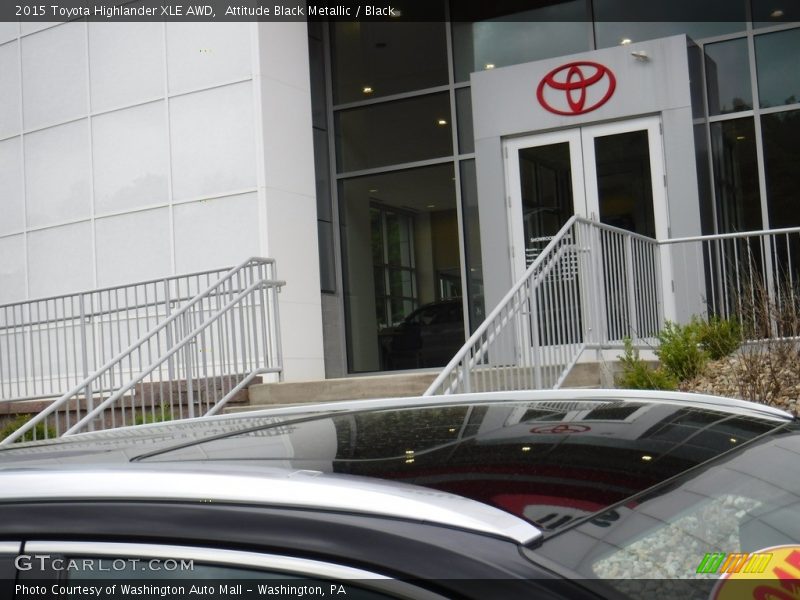 Attitude Black Metallic / Black 2015 Toyota Highlander XLE AWD