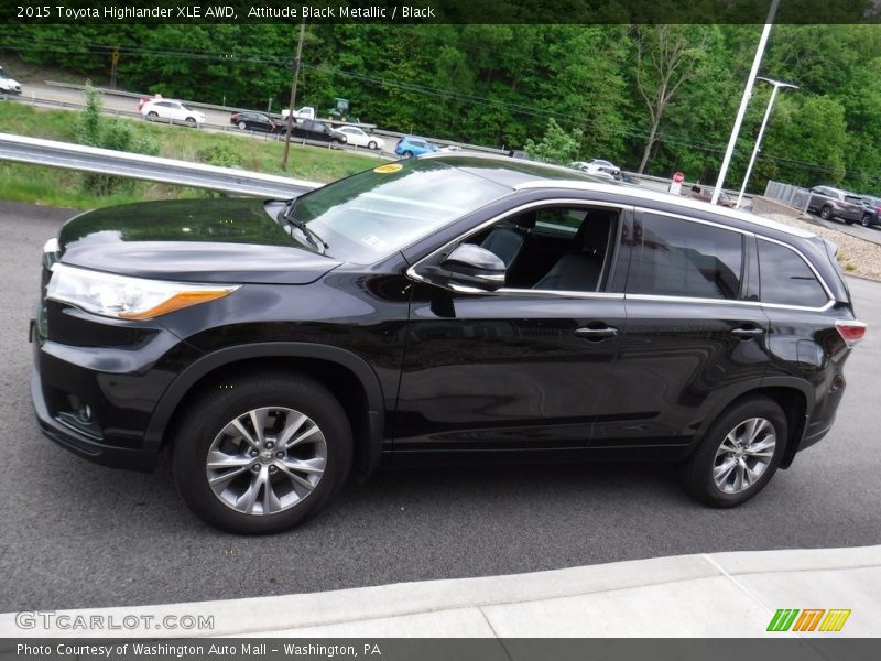 Attitude Black Metallic / Black 2015 Toyota Highlander XLE AWD