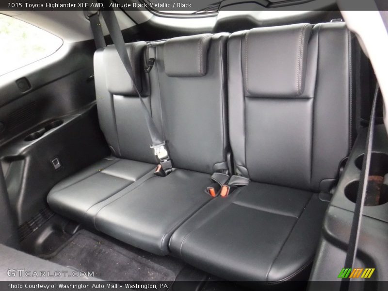Attitude Black Metallic / Black 2015 Toyota Highlander XLE AWD