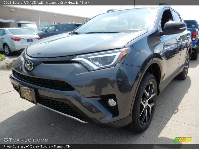 Magnetic Gray Metallic / Black 2018 Toyota RAV4 SE AWD