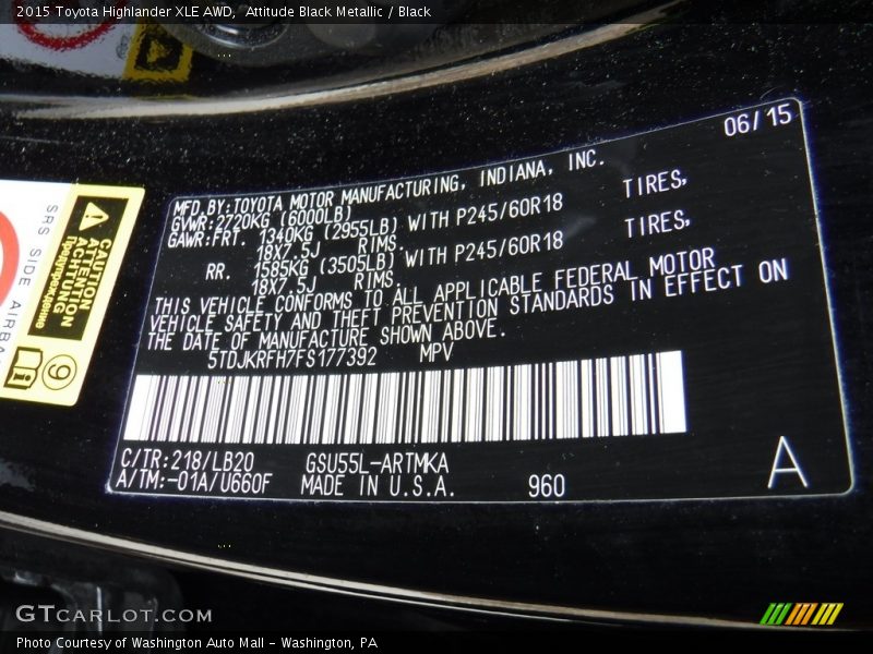 Attitude Black Metallic / Black 2015 Toyota Highlander XLE AWD