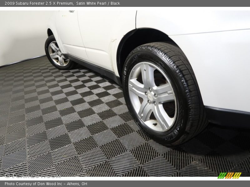 Satin White Pearl / Black 2009 Subaru Forester 2.5 X Premium