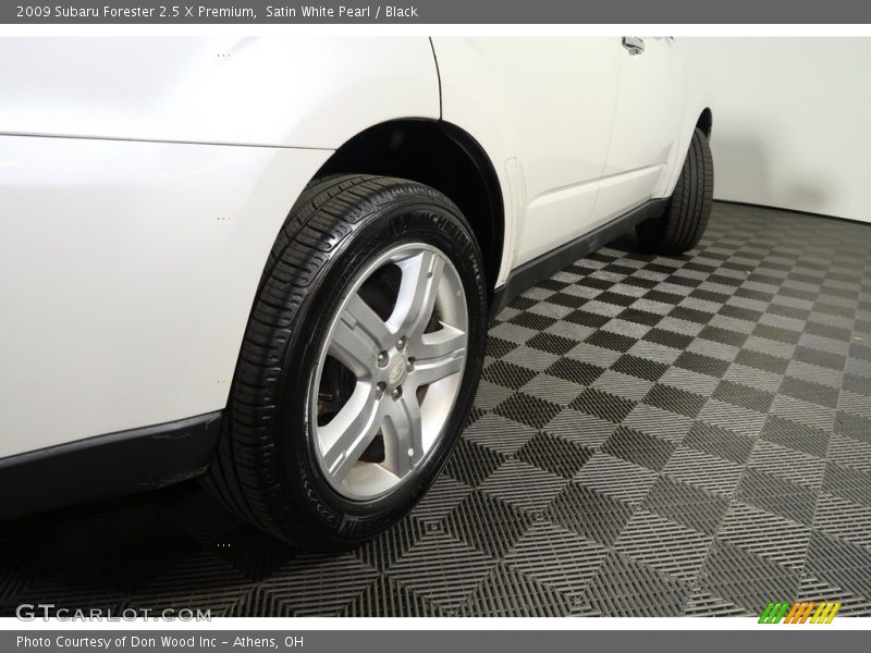 Satin White Pearl / Black 2009 Subaru Forester 2.5 X Premium