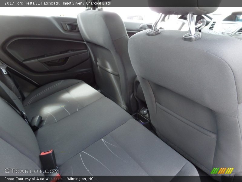 Ingot Silver / Charcoal Black 2017 Ford Fiesta SE Hatchback