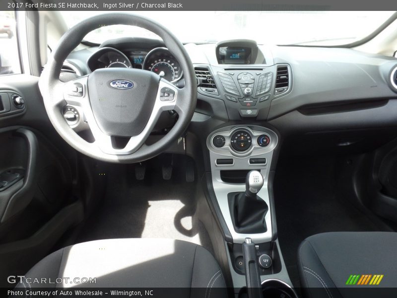 Ingot Silver / Charcoal Black 2017 Ford Fiesta SE Hatchback