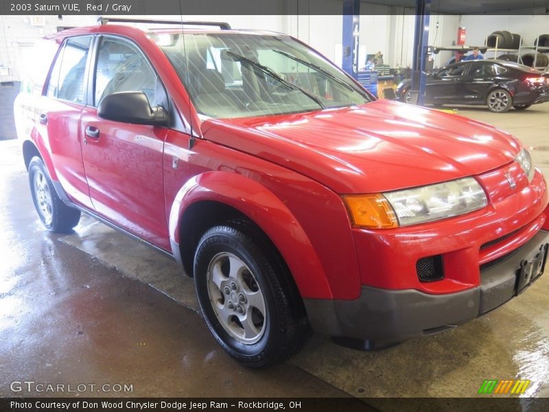 Red / Gray 2003 Saturn VUE