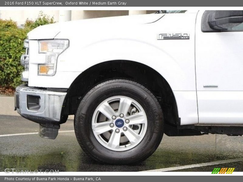 Oxford White / Medium Earth Gray 2016 Ford F150 XLT SuperCrew