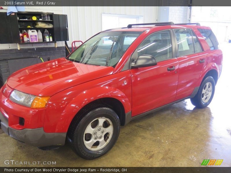 Red / Gray 2003 Saturn VUE