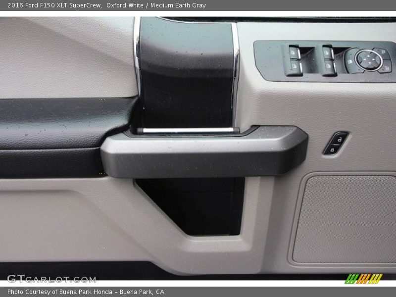 Oxford White / Medium Earth Gray 2016 Ford F150 XLT SuperCrew