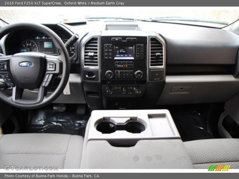 Oxford White / Medium Earth Gray 2016 Ford F150 XLT SuperCrew