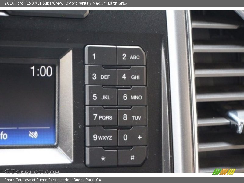 Oxford White / Medium Earth Gray 2016 Ford F150 XLT SuperCrew