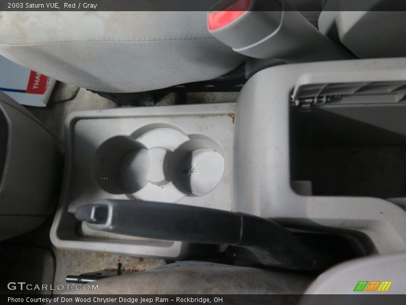 Red / Gray 2003 Saturn VUE