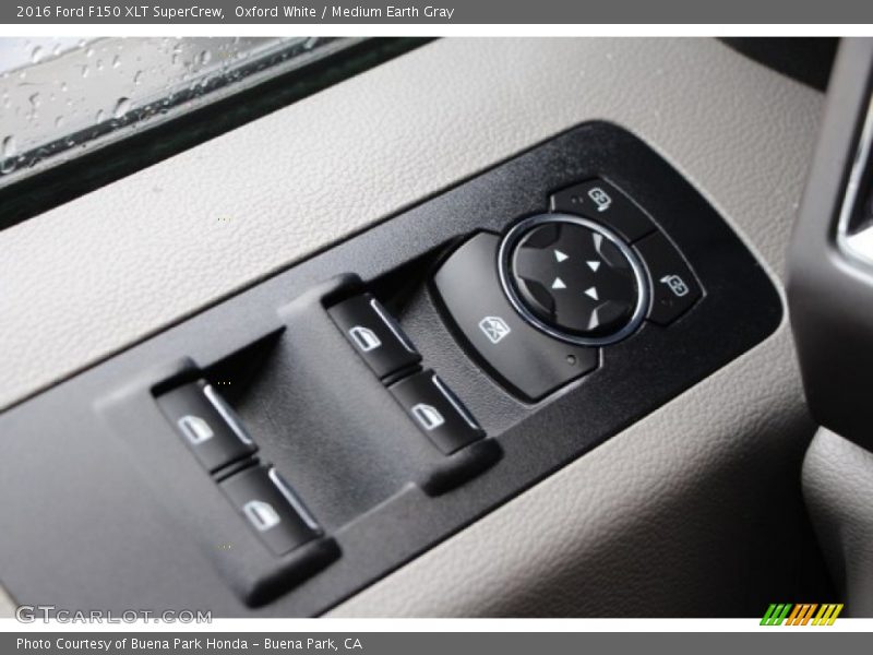 Oxford White / Medium Earth Gray 2016 Ford F150 XLT SuperCrew