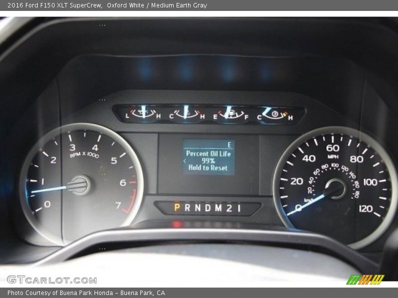 Oxford White / Medium Earth Gray 2016 Ford F150 XLT SuperCrew