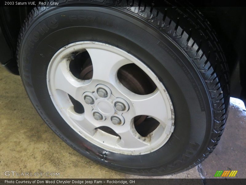 Red / Gray 2003 Saturn VUE