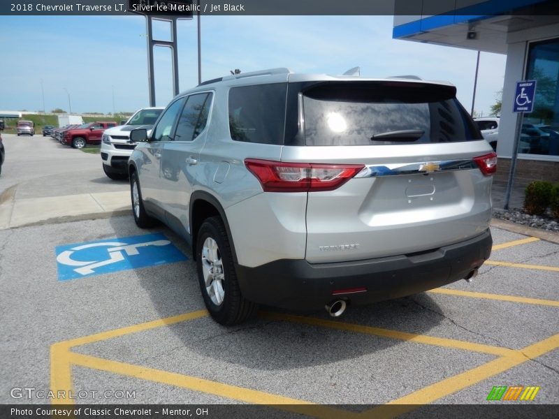 Silver Ice Metallic / Jet Black 2018 Chevrolet Traverse LT