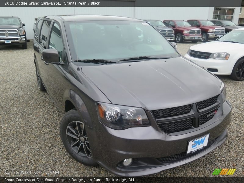 Granite Pearl / Black 2018 Dodge Grand Caravan SE