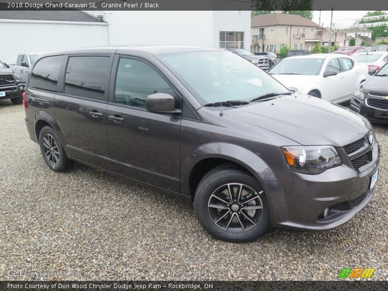 Granite Pearl / Black 2018 Dodge Grand Caravan SE