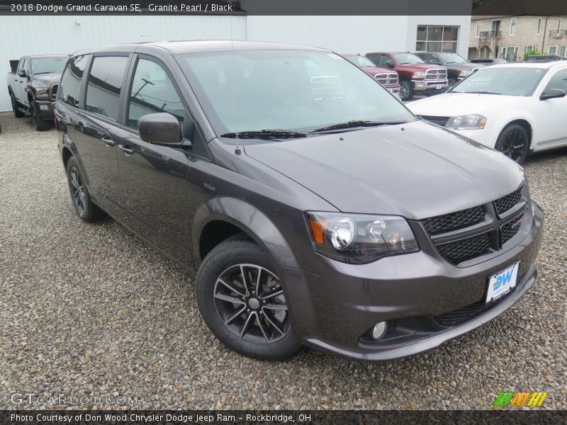 Granite Pearl / Black 2018 Dodge Grand Caravan SE