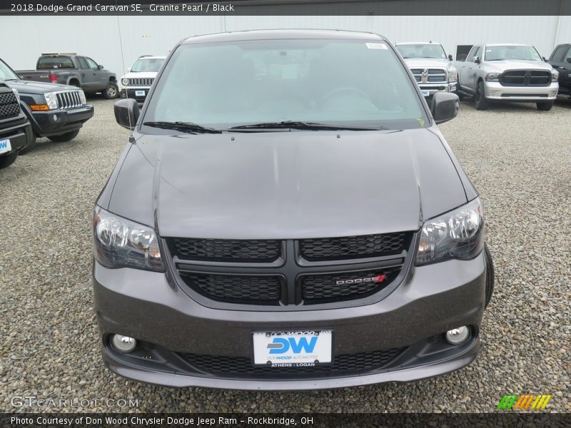 Granite Pearl / Black 2018 Dodge Grand Caravan SE